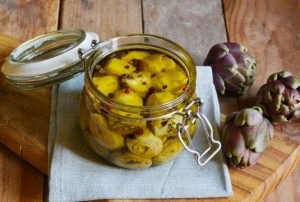Source: httpsoliocristofaro.itwp-contentuploads201612carciofi-sott-olio-pugliesi.jpg