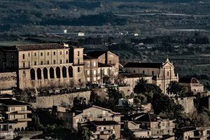 Source: https://upload.wikimedia.org/wikipedia/commons/d/dc/Nicotera_-_Castello_Ruffo_-_2023-09-23_01-53-34_001.jpg