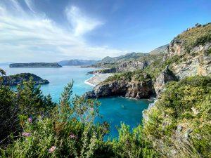 Source: https://calabriastraordinaria.it/api/image-loader?url=https%3A%2F%2Fcalabriastraordinaria.it%2Fstorage%2Fimages%2F7595%2FCS---San-Nicola-Arcella-Arco-Magno-%2528Foto-Elisabetta-Cirianni%2529.JPG&w=1200&q=75