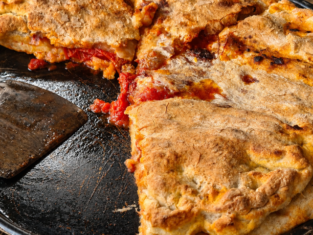“A pitta chjina” pizza rustica calabrese