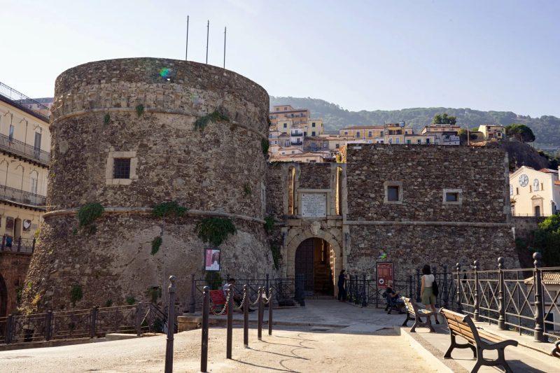 Il Castello di Pizzo Calabro